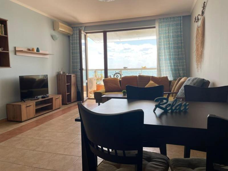 بوموري Helios Beach المظهر الخارجي الصورة
